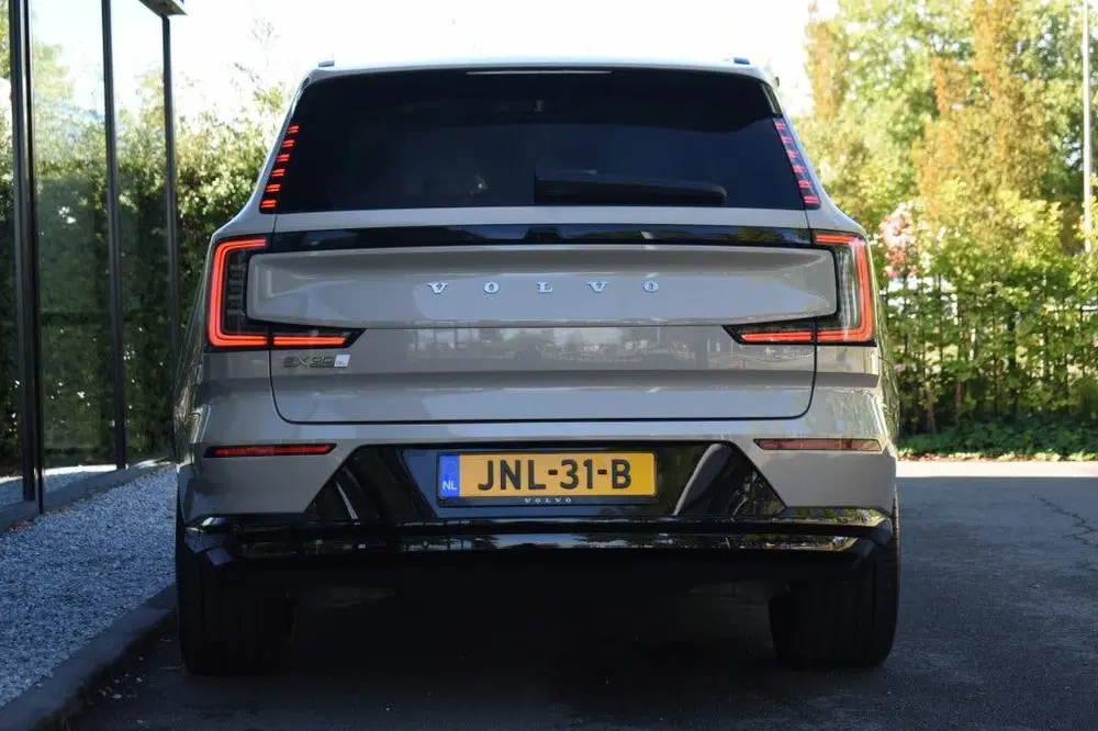 Volvo EX90 Twin Performance Ultra 517pk uit 2025, foto 6