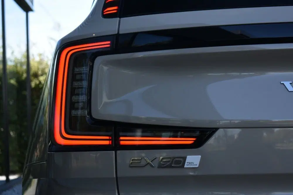 Volvo EX90 Twin Performance Ultra 517pk uit 2025, foto 8