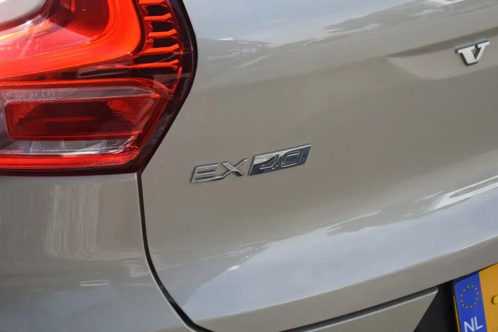 Volvo EX40 Extended Range Ultra 252pk uit 2025, foto 8