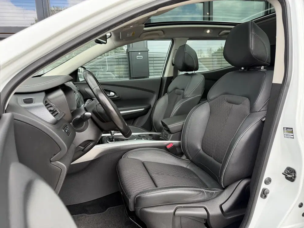 Renault Kadjar 1.3 TCe Automaat Bose Panoramadak 1500kg T uit 2020, foto 17