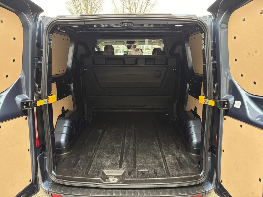 Ford Transit Custom 320 2.0 TDCI L1H1 Limited uit 2024, foto 8