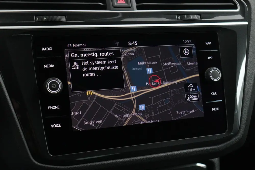Volkswagen Tiguan 1.5 TSI ACT Highline Business R Automaat ( uit 2019, foto 13
