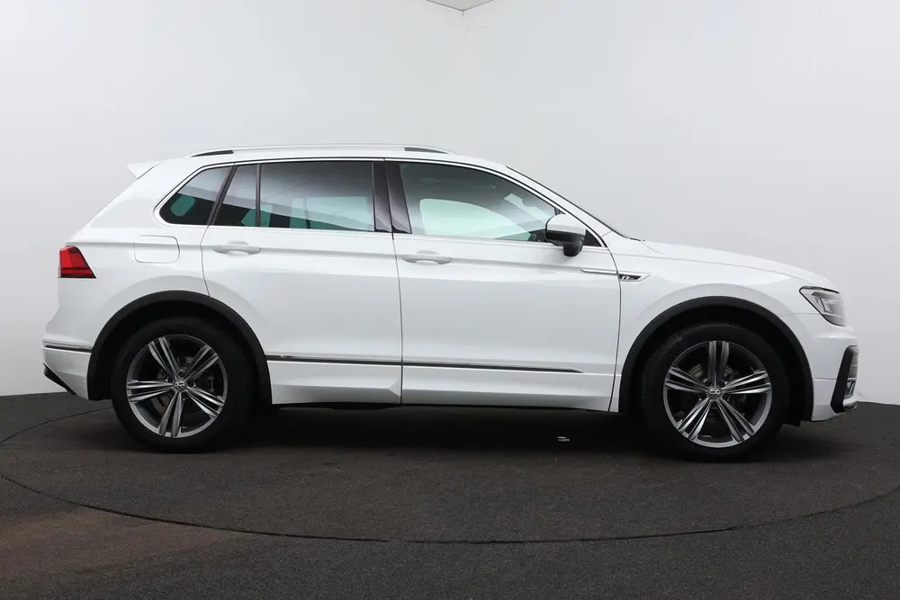 Volkswagen Tiguan 1.5 TSI ACT Highline Business R Automaat ( uit 2019, foto 20