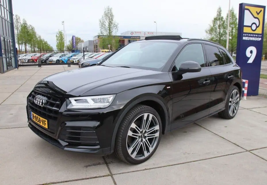 Audi Q5 50 TFSIe Quattro 3x S-Line Pano uit 2020