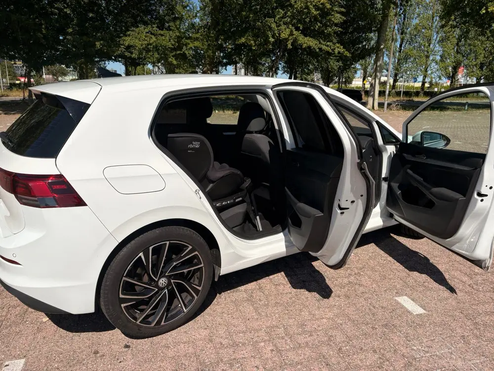 Volkswagen Golf 1.5 TSI 130pk 2020 Wit uit 2020, foto 12