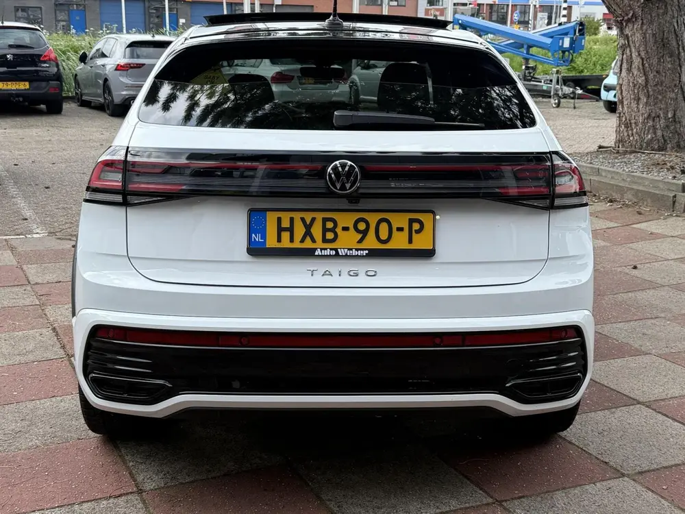 Volkswagen Taigo 1.0 TSI R-Line uit 2023, foto 17