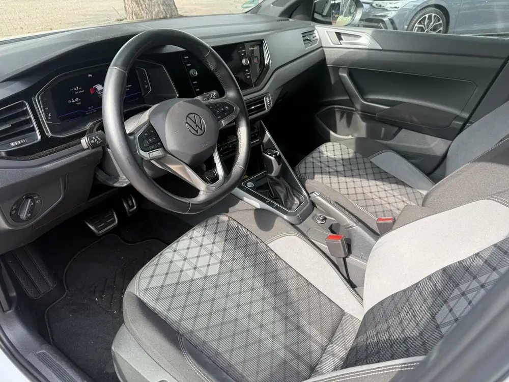 Volkswagen Taigo 1.0 TSI R-Line uit 2023, foto 5