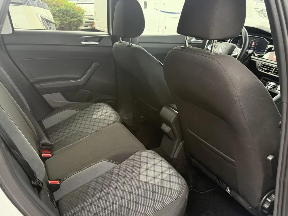 Volkswagen Taigo 1.0 TSI R-Line uit 2023, foto 7