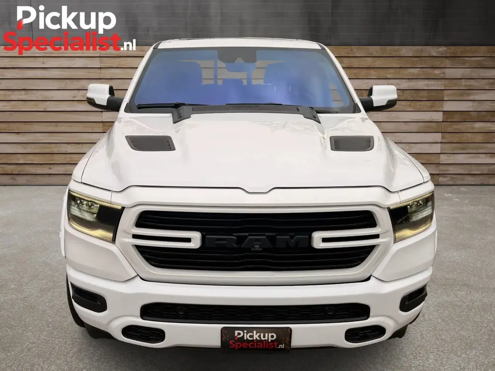 Dodge Ram 1500 5.7 V8 4x4 Crew Cab Sport BOMVOLL DEALER ONDE uit 2020, foto 3