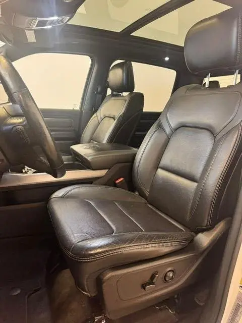 Dodge Ram 1500 5.7 V8 4x4 Crew Cab Sport BOMVOLL DEALER ONDE uit 2020, foto 8