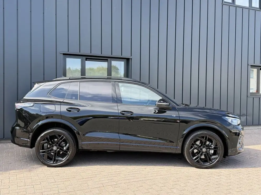 Volkswagen Tiguan 1.5 eHybrid RLine Pano*IQ*Leder Bomvol! uit 2025, foto 15