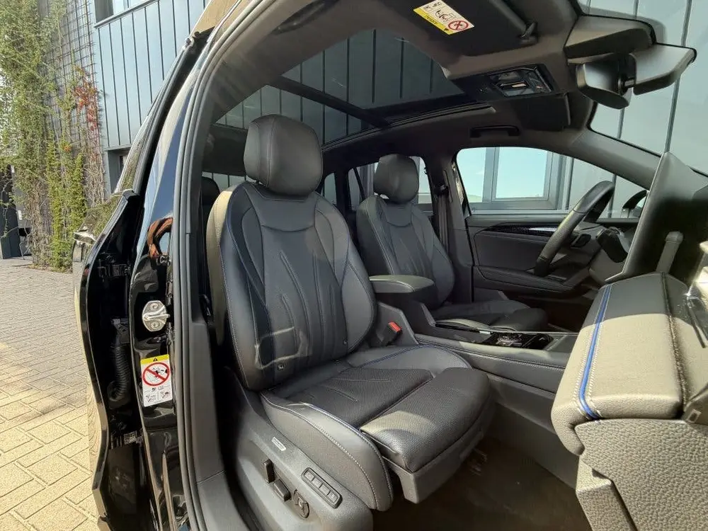 Volkswagen Tiguan 1.5 eHybrid RLine Pano*IQ*Leder Bomvol! uit 2025, foto 18