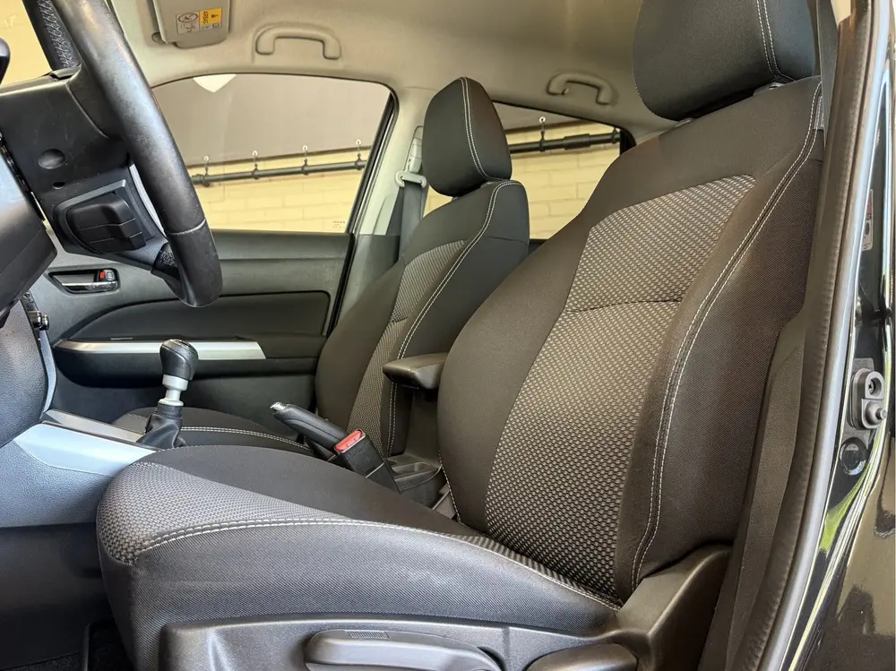 Suzuki Vitara 1.4 Boosterjet Comfort | Navi | Stoelverwarmin uit 2019, foto 10
