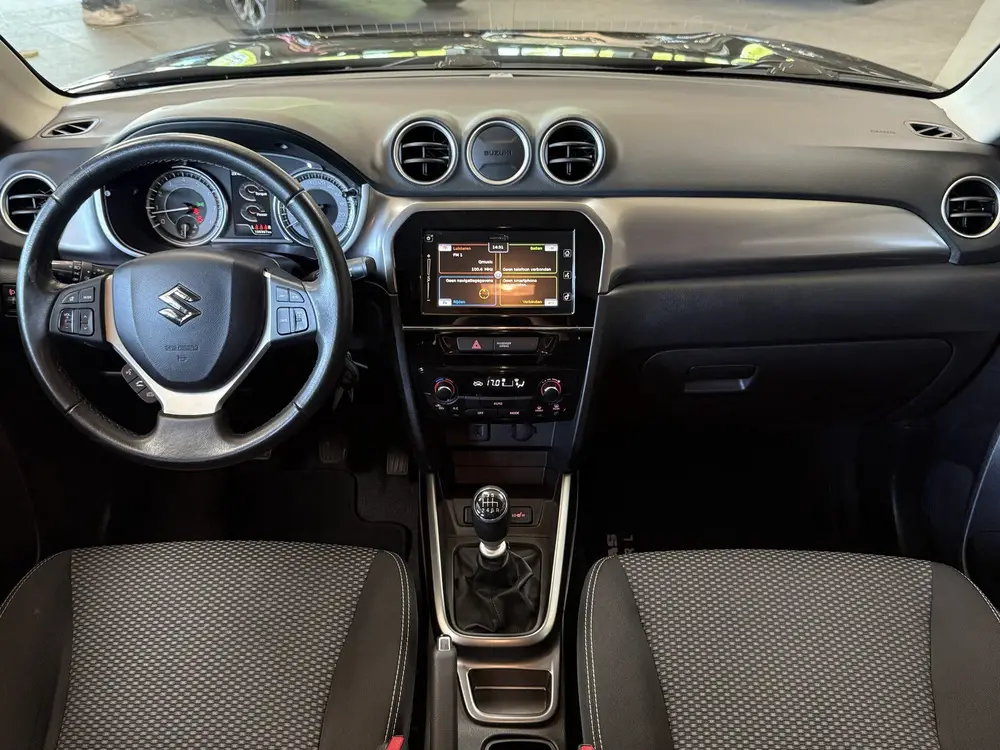 Suzuki Vitara 1.4 Boosterjet Comfort | Navi | Stoelverwarmin uit 2019, foto 2