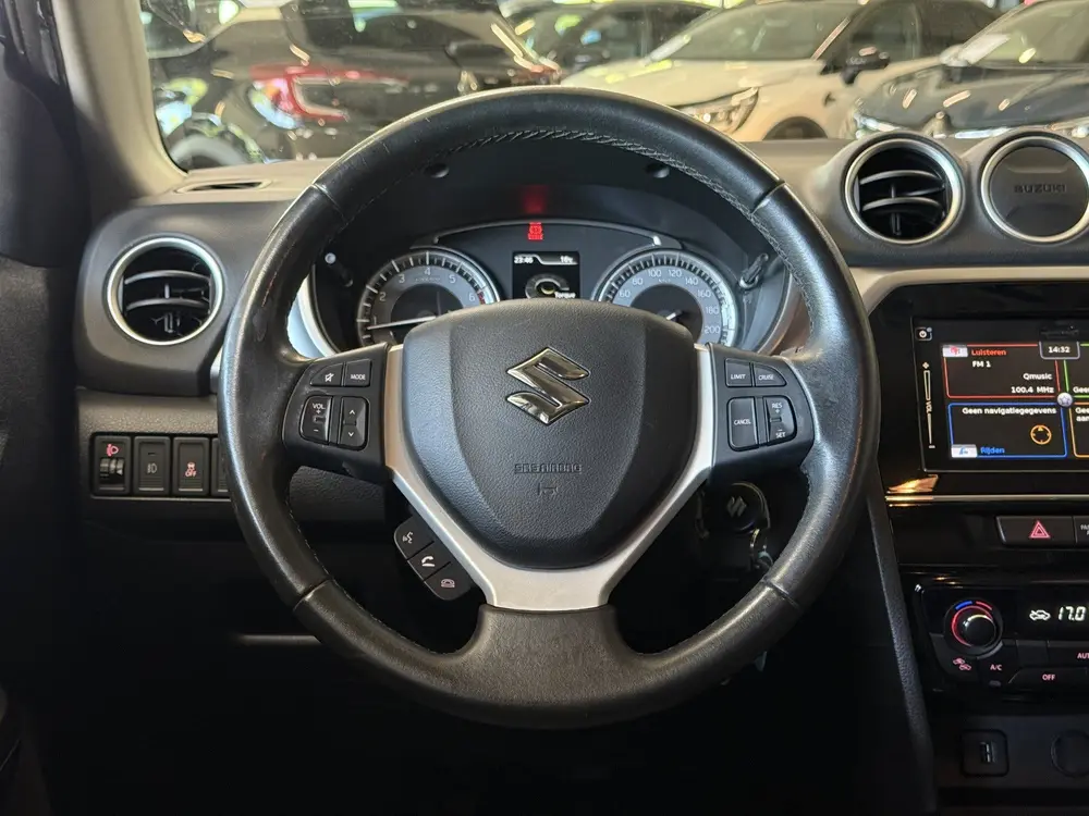Suzuki Vitara 1.4 Boosterjet Comfort | Navi | Stoelverwarmin uit 2019, foto 6