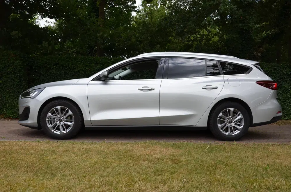 Ford Focus 1.0 EcoBoost Hybrid Titanium Navi uit 2023, foto 5