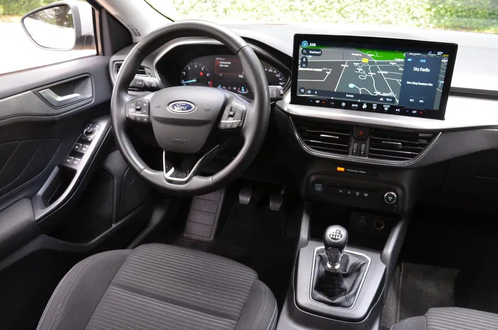 Ford Focus 1.0 EcoBoost Hybrid Titanium Navi uit 2023, foto 9