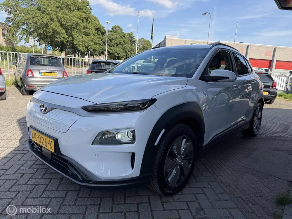 Hyundai Kona EV Fashion 64 kWh|CARPLAY|HEAD-UP|NAP uit 2019, foto 5