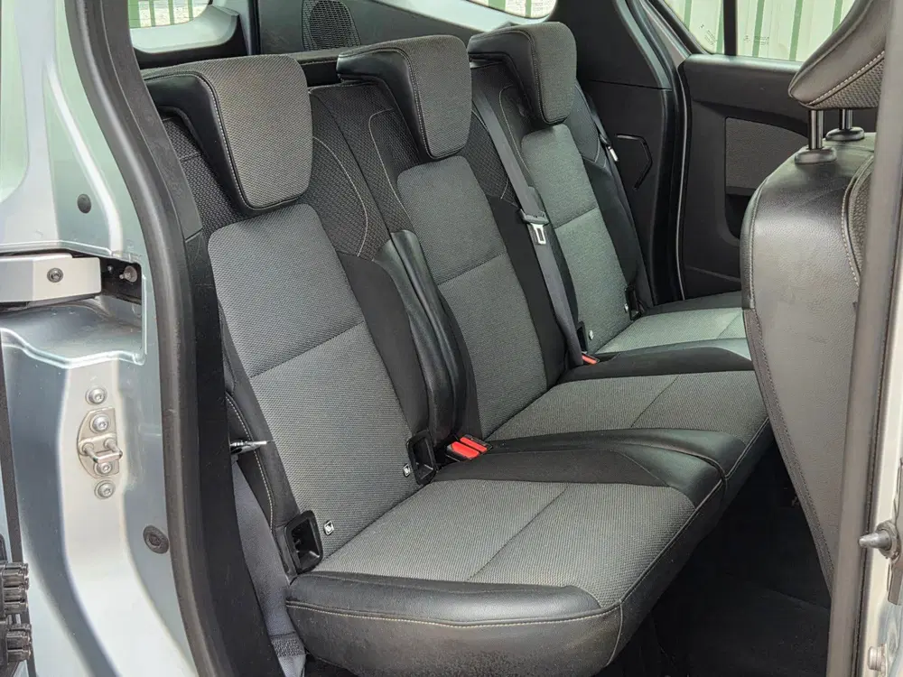 Renault Kangoo 1.3 TCe 5Pers.-Nav-Cam-Cruise-Lane Assist uit 2022, foto 12