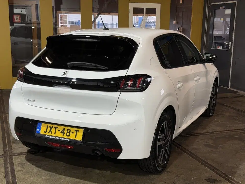 Peugeot 208 1.2 PT GT PACK uit 2023, foto 10