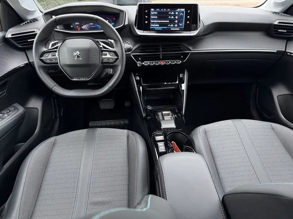 Peugeot 208 1.2 PT GT PACK uit 2023, foto 16