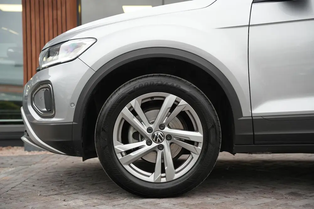 Volkswagen T-Roc 1.0 TSI Life Adaptive Cruise Virtual Dashb. uit 2023, foto 11