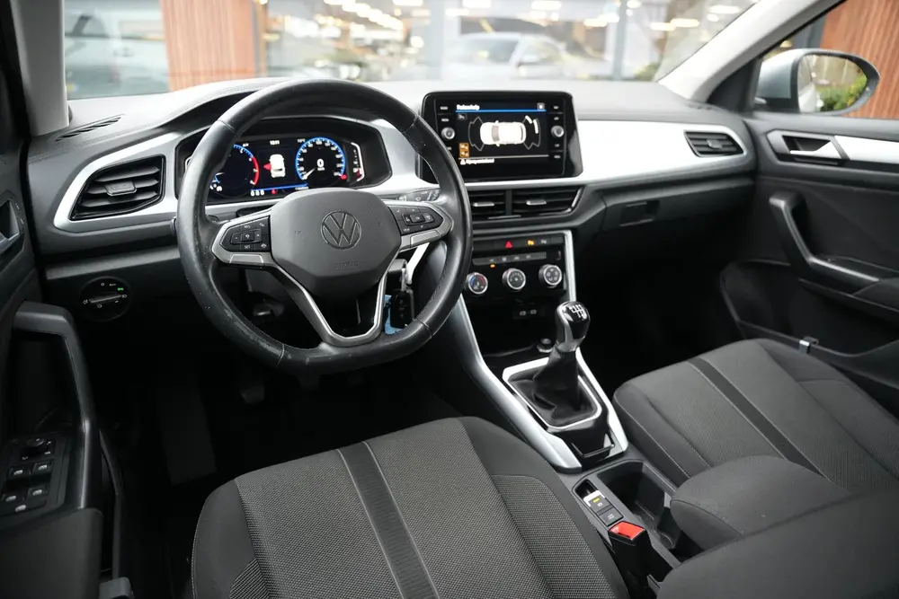 Volkswagen T-Roc 1.0 TSI Life Adaptive Cruise Virtual Dashb. uit 2023, foto 2