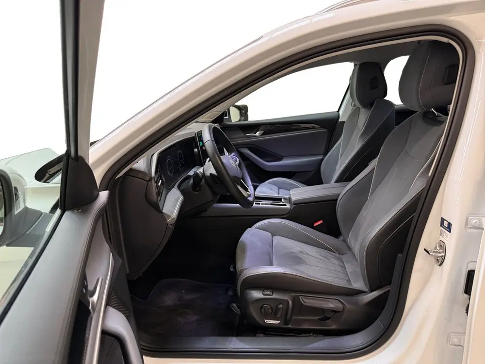 Volkswagen Passat Variant 1.5 eTSI Business I Trekhaak I Led uit 2024, foto 11