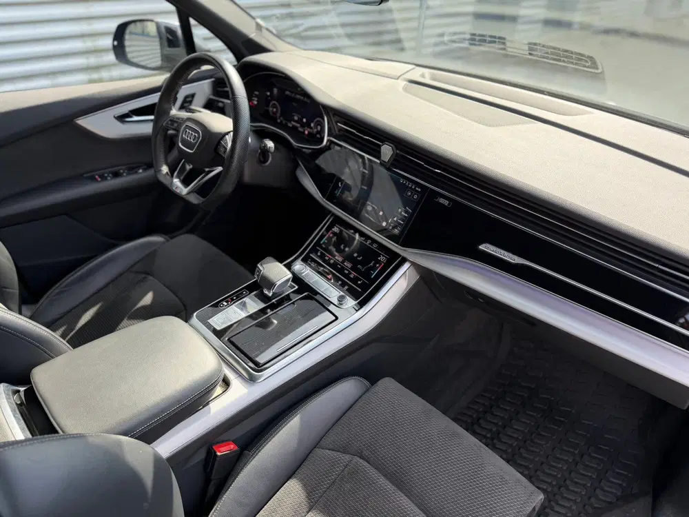 Audi Q7 55 TFSIe 381pk Quattro 3x S line 360 BOSE uit 2020, foto 11
