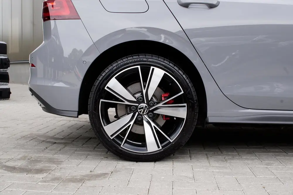 Volkswagen Golf 1.4 GTE eHybrid 245pk |Pano|Hud|Acc|Keyless| uit 2021, foto 8