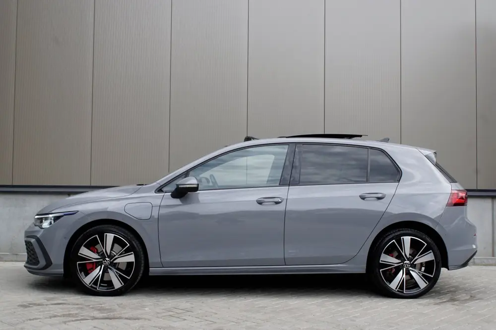 Volkswagen Golf 1.4 GTE Ehybrid 245pk |Pano|Hud|Acc|Keyless| uit 2020, foto 2