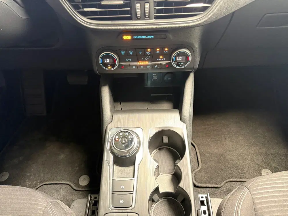 Ford Kuga 2.5 PHEV Titanium I Winterpakket I Camera uit 2022, foto 8