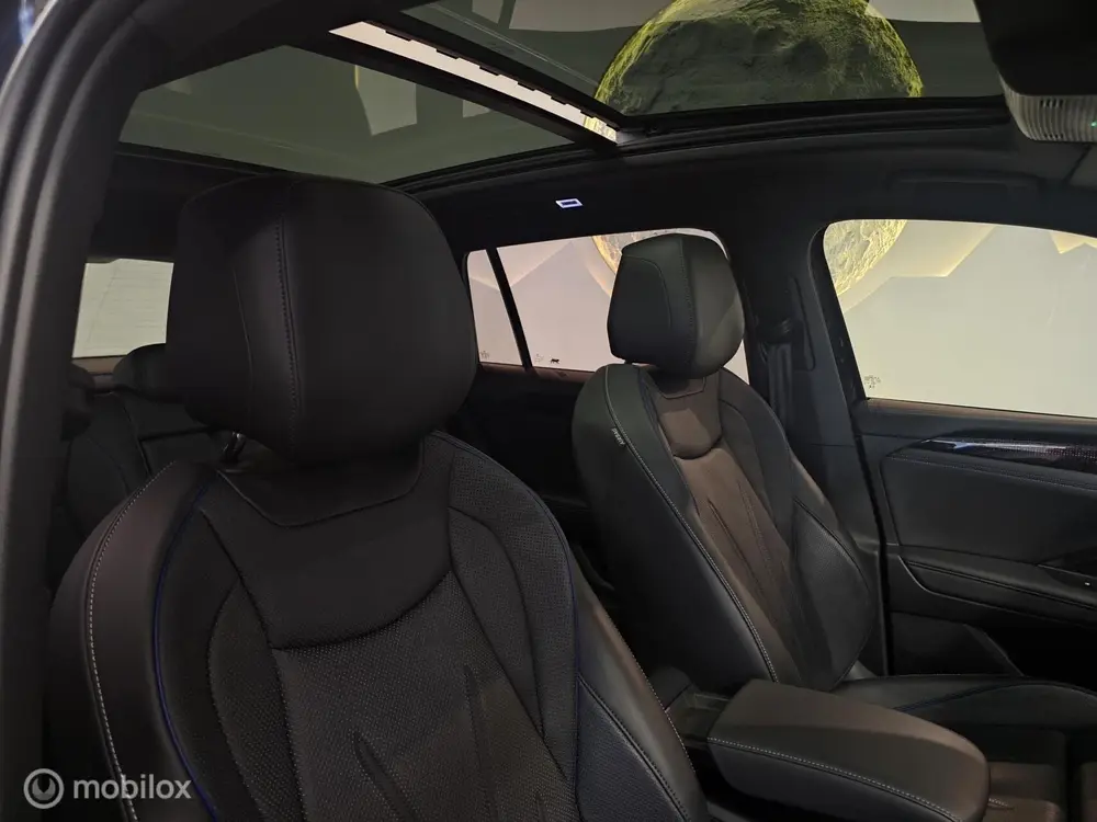 Volkswagen Tiguan 1.5 eTSI R-Line Panorama/Leder/Black Style uit 2024, foto 20