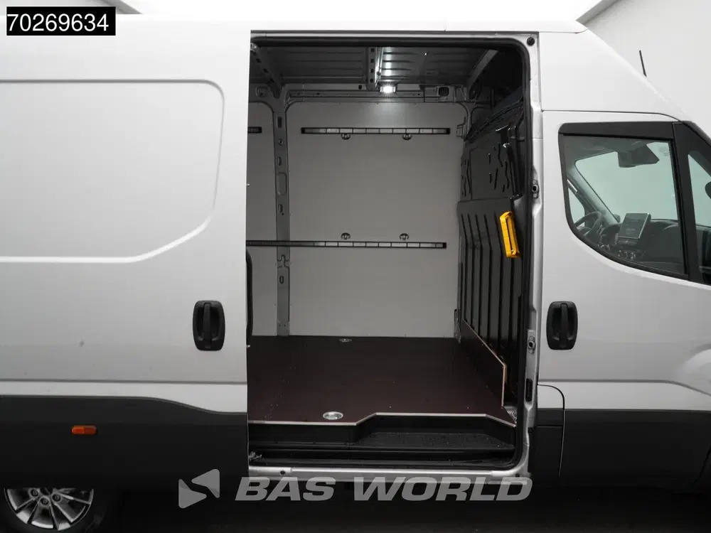 Iveco Daily BPM VRIJ 3.0L Automaat 210PK 3 uit 2024, foto 9