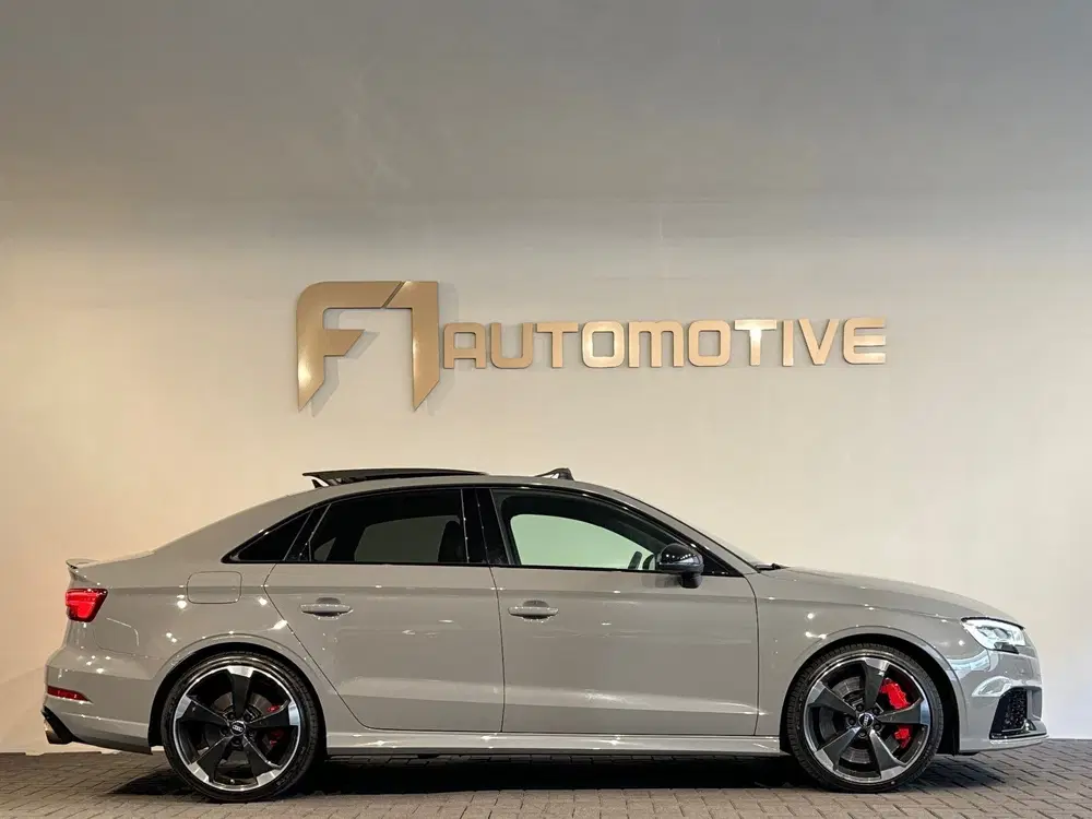 Audi RS3 2.5 TFSI quattro Pano uit 2019, foto 12