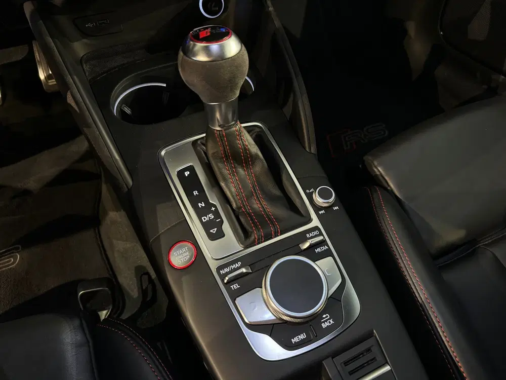 Audi RS3 2.5 TFSI quattro Pano uit 2019, foto 15