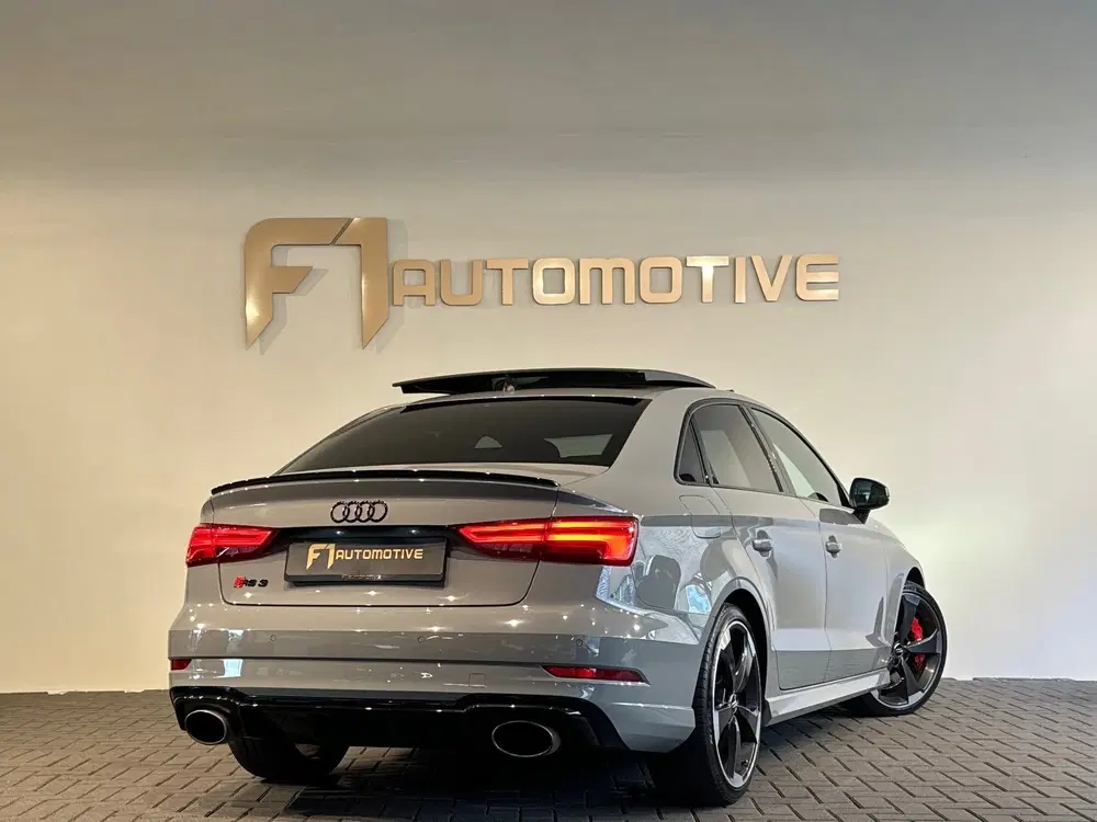 Audi RS3 2.5 TFSI quattro Pano uit 2019, foto 3