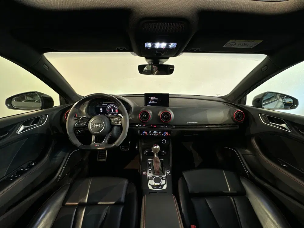 Audi RS3 2.5 TFSI quattro Pano uit 2019, foto 4