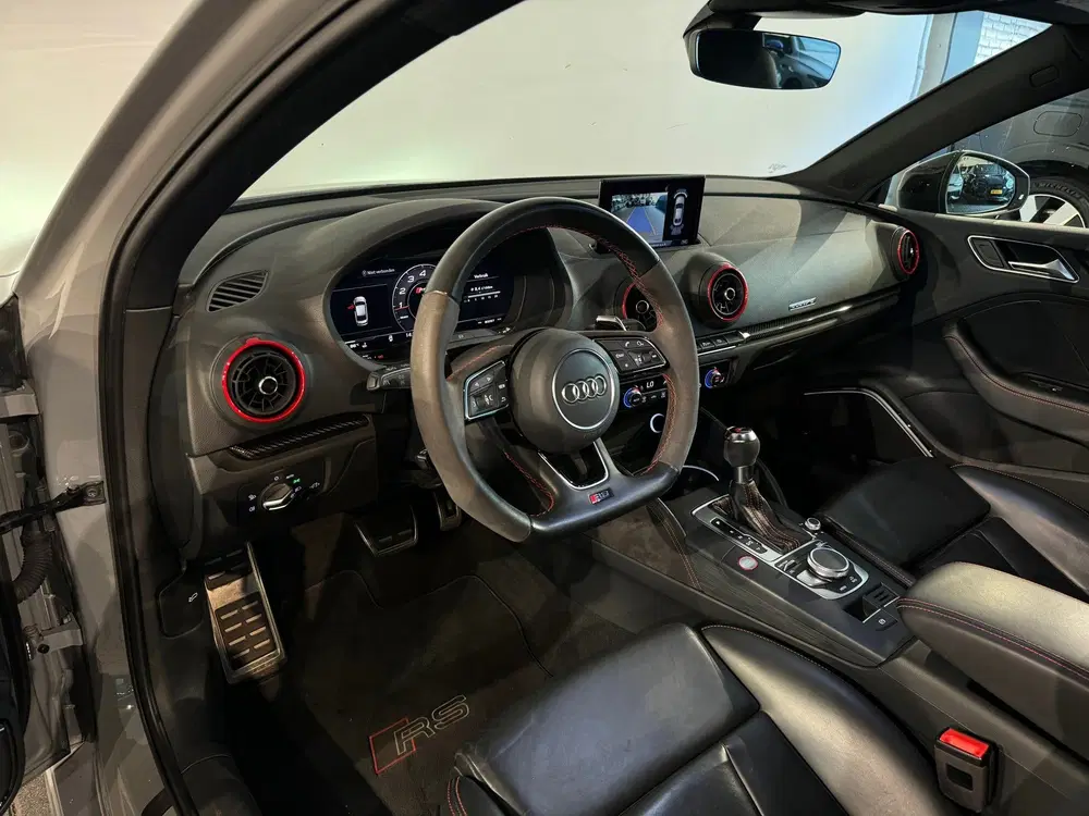 Audi RS3 2.5 TFSI quattro Pano uit 2019, foto 5