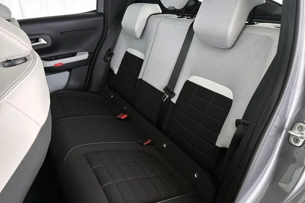 Citroën C3 Citroen Ë-C3 Plus 113pk Comfort Range 44 k uit 2025, foto 8