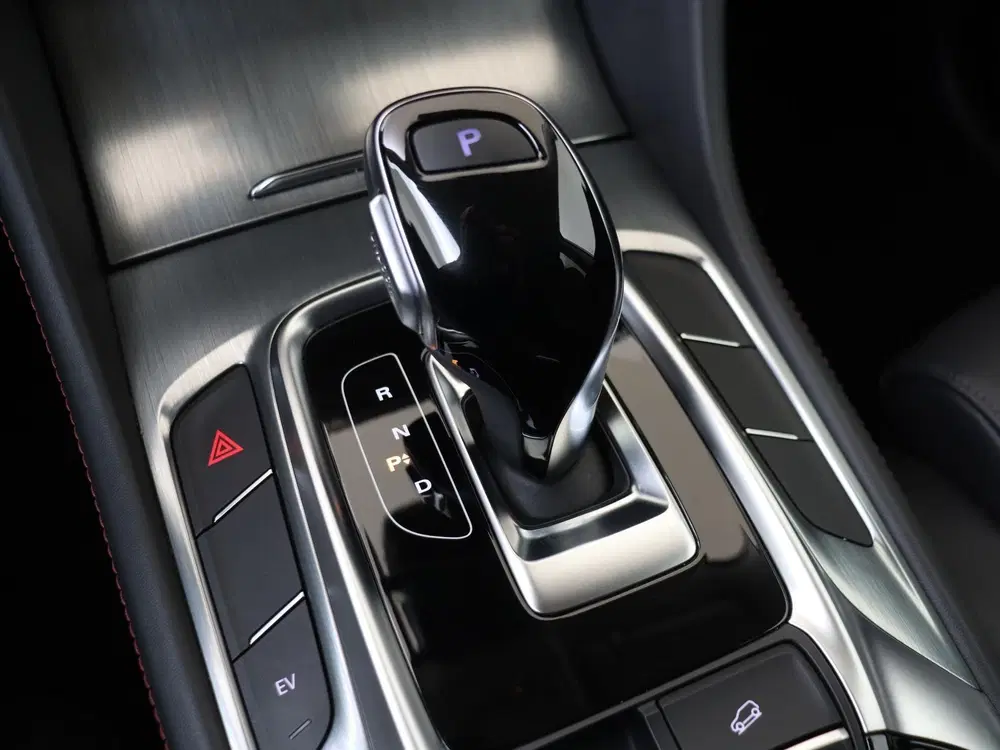 MG EHS 1.5 TGDI Luxury Plug-in Hybrid uit 2024, foto 16