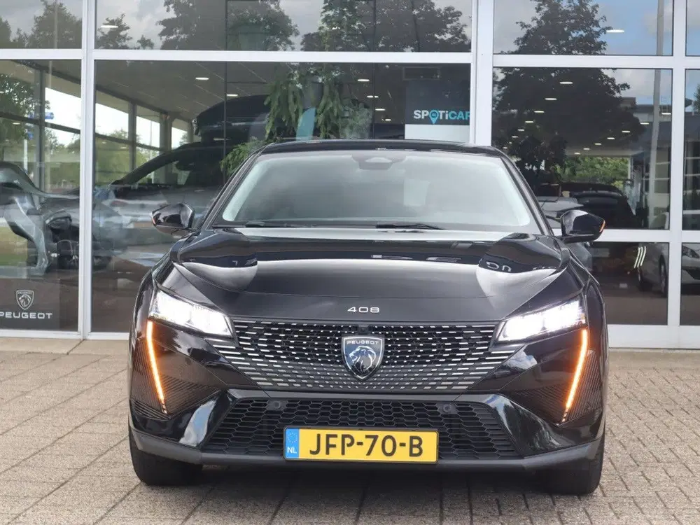 Peugeot 408 Allure Plug-In Hybrid 180PK e-EAT8 uit 2024, foto 15