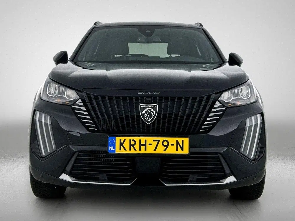 Peugeot 2008 1.2 145pk Hybrid Allure Automaat uit 2025, foto 4