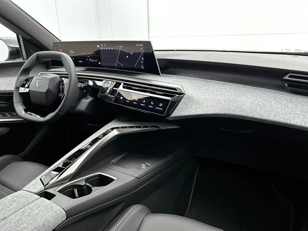 Peugeot 5008 SUV GT Hybrid 145pk Automaat uit 2025, foto 12