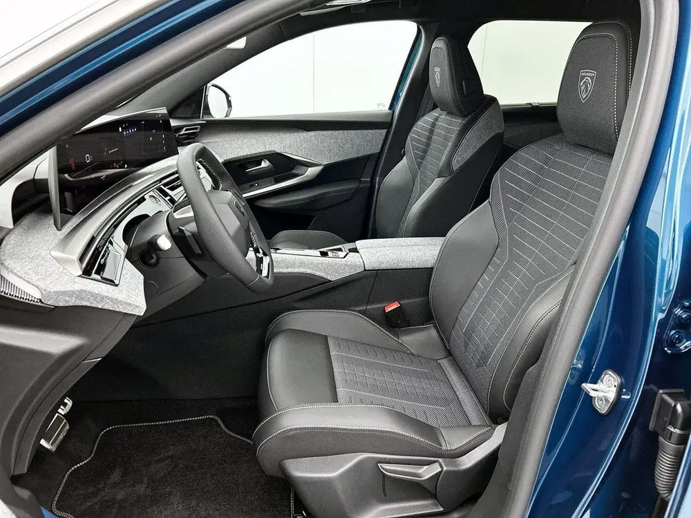 Peugeot 5008 SUV GT Hybrid 145pk Automaat uit 2025, foto 9