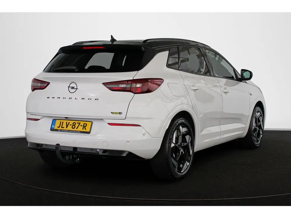 Opel Grandland 1.6 Turbo Plug-In Hybrid 4x4 GSe Stoel-Stu uit 2024, foto 3