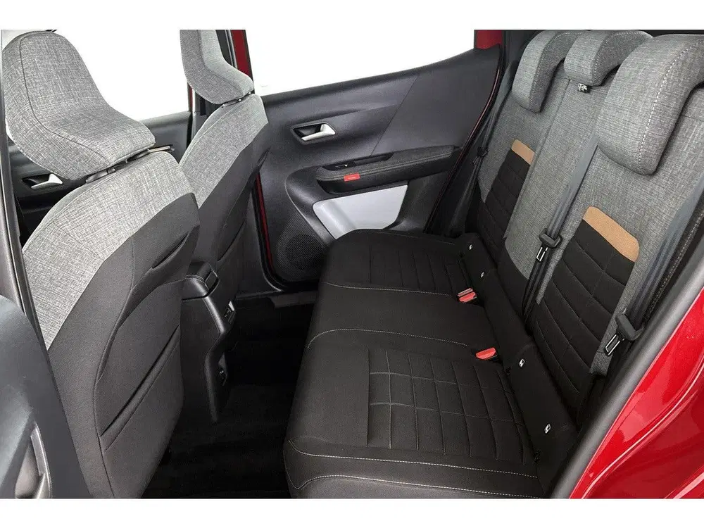 Citroën C3 Aircross 1.2 Hybrid 145pk Plus Climate Control A uit 2025, foto 8