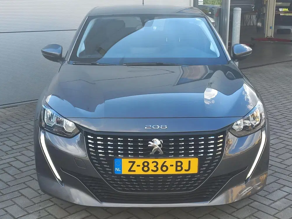 Peugeot 208 1.2T 100pk Allure Pack + extra's uit 2021, foto 2