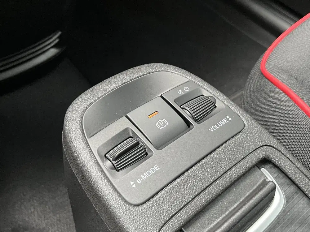 Fiat 500e RED 42 kWh uit 2025, foto 19