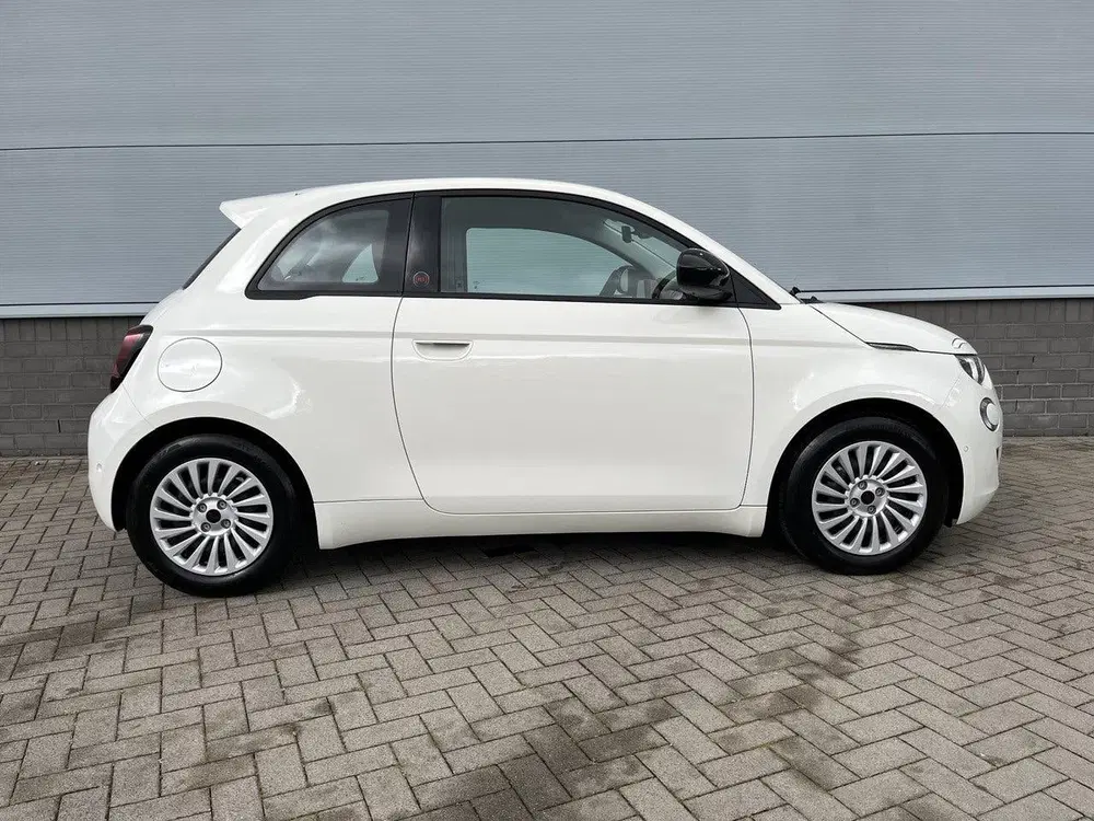 Fiat 500e RED 42 kWh uit 2025, foto 5